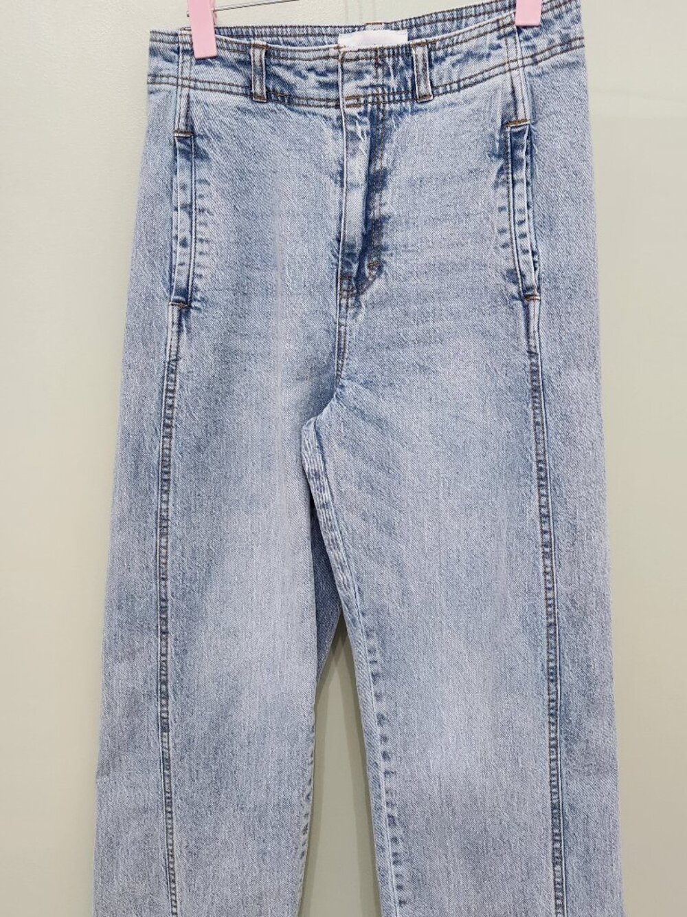 Habitual Jeans-Like New with Great Pockets